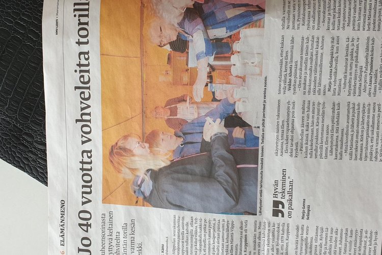Avaa kuva isommaksi Torilla 14.6._KMV-juttu_M.